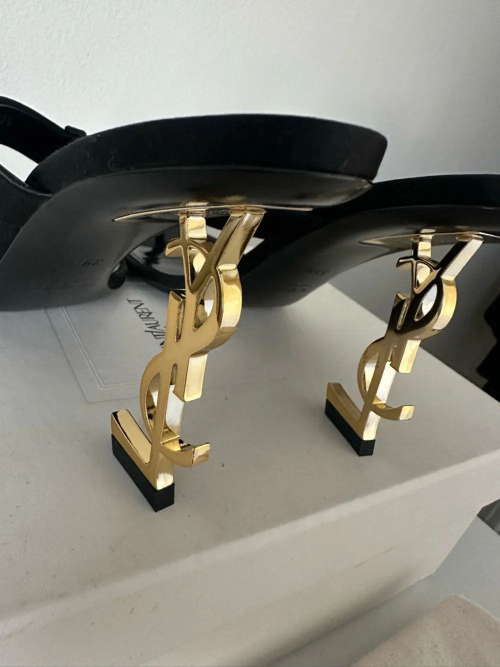 Saint Laurent Thong OPYUM MULES IN SATIN CREPE BLACK 39.5 - Picture 5 of 7